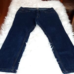 ARIZONA,LOW RISE 16 Short   Jeans 32Wx36 L inseam is 28‎